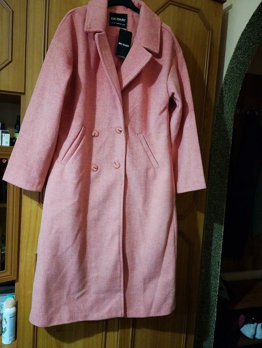 Palton nou mărimea 40