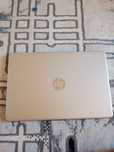 Notebook sotiladi