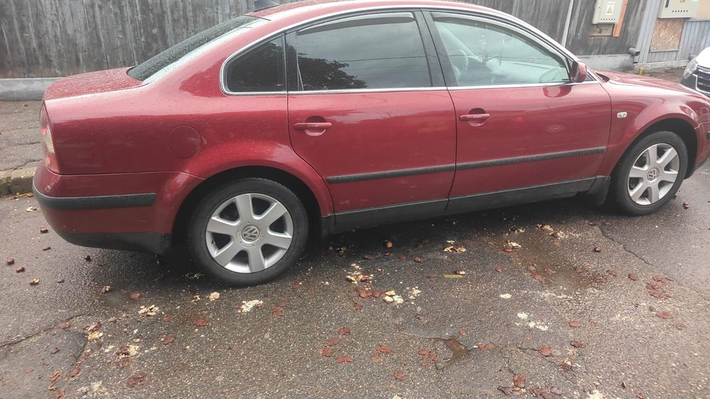 Vând Passat B5.5