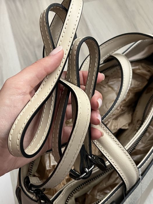 Geanta bej Enzo Bertini piele naturala noua cu eticheta