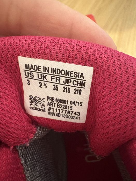 Vand ghete adidas Terrex, Goretex, 34, 120 lei.