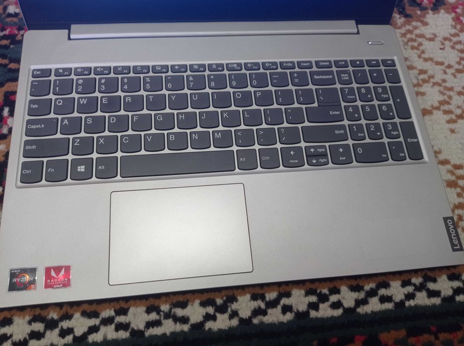 Lenovo Ryzen 5 sotiladi