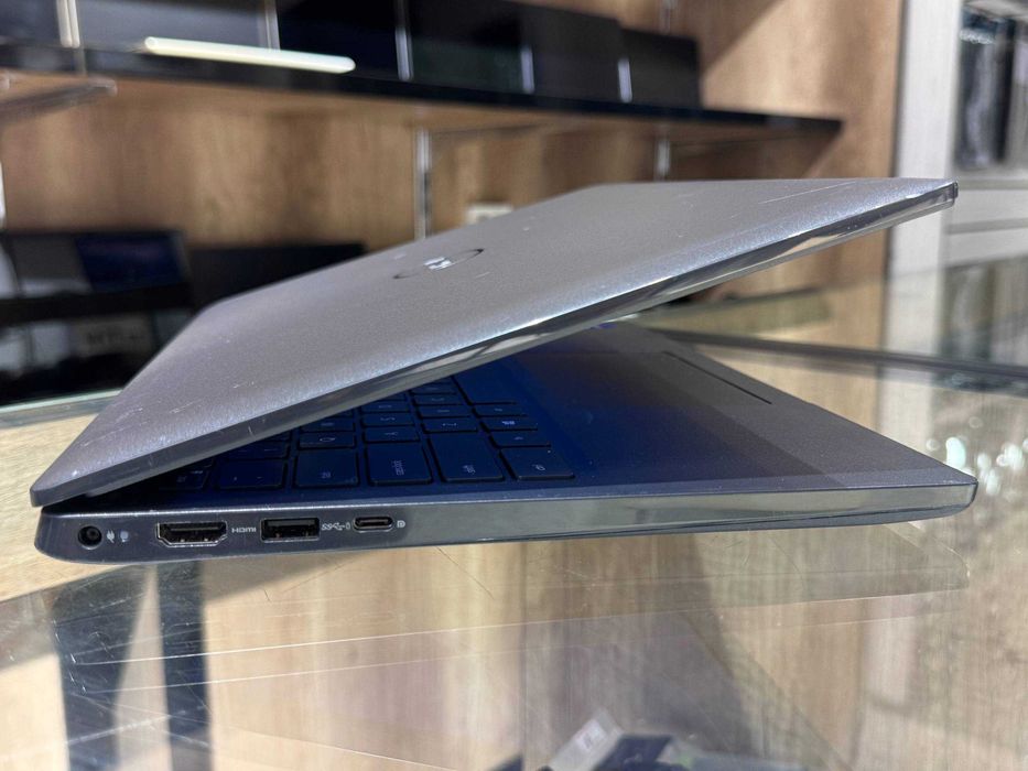 DELL Latitude 3420 Intel Core i7-1165G7 озу8гб 256ssd