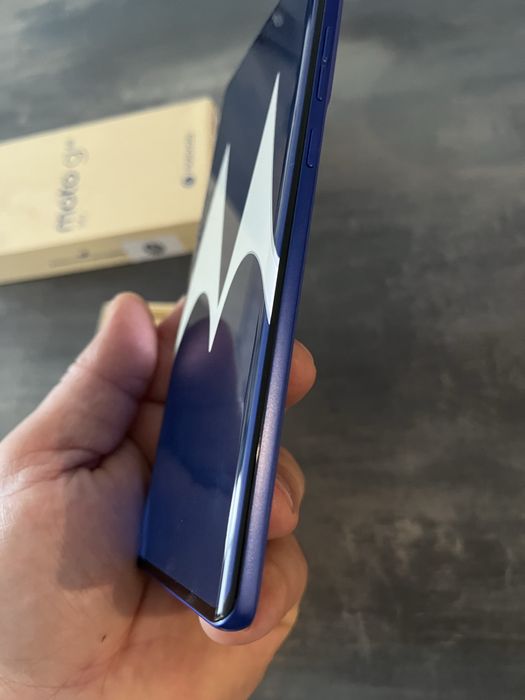 Моторола G85 Motorola G85