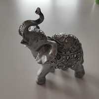 Декоративна фигурка на слон