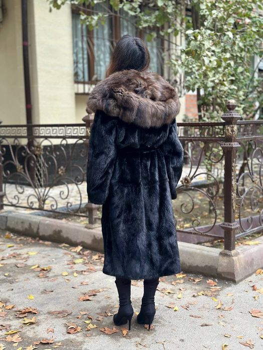 Натуральные Норковые шубы по очень доступным ценам.Качество отличное.