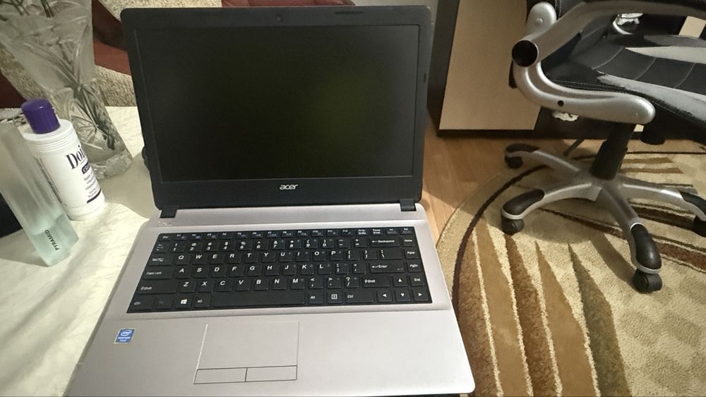 Laptop Acer Aspire One 14