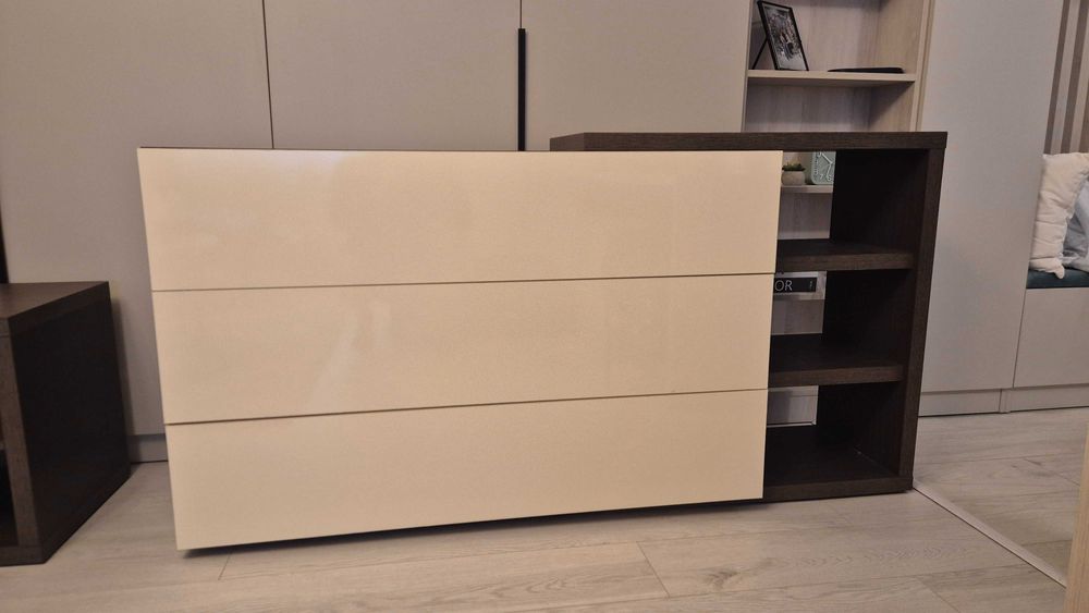 Mobila living comoda tv si masuta