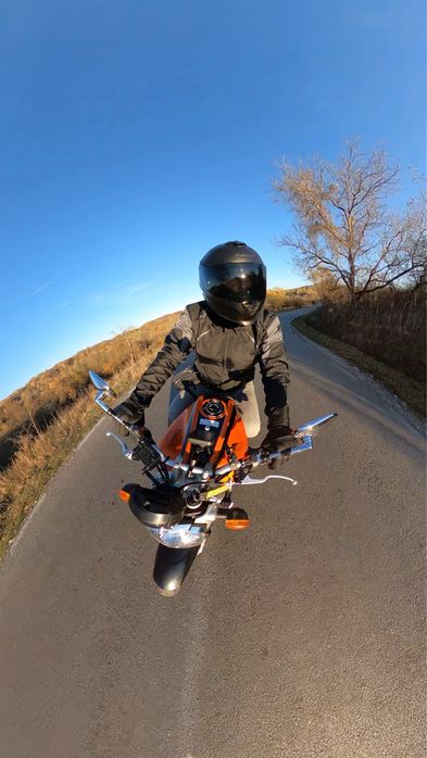 GoPro Max 360 cu o lentila zgariata