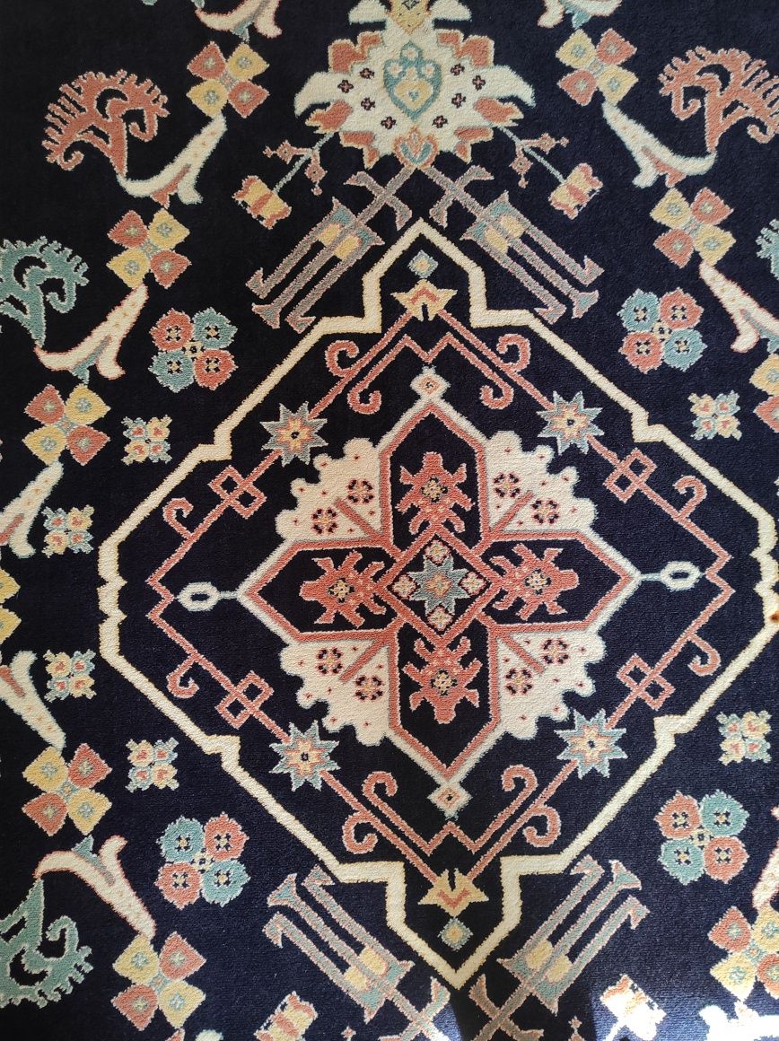 Вълнен турски килим 3м./ 2м.