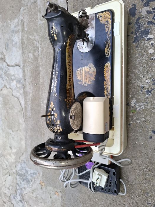 Masina de cusut Singer F 69085