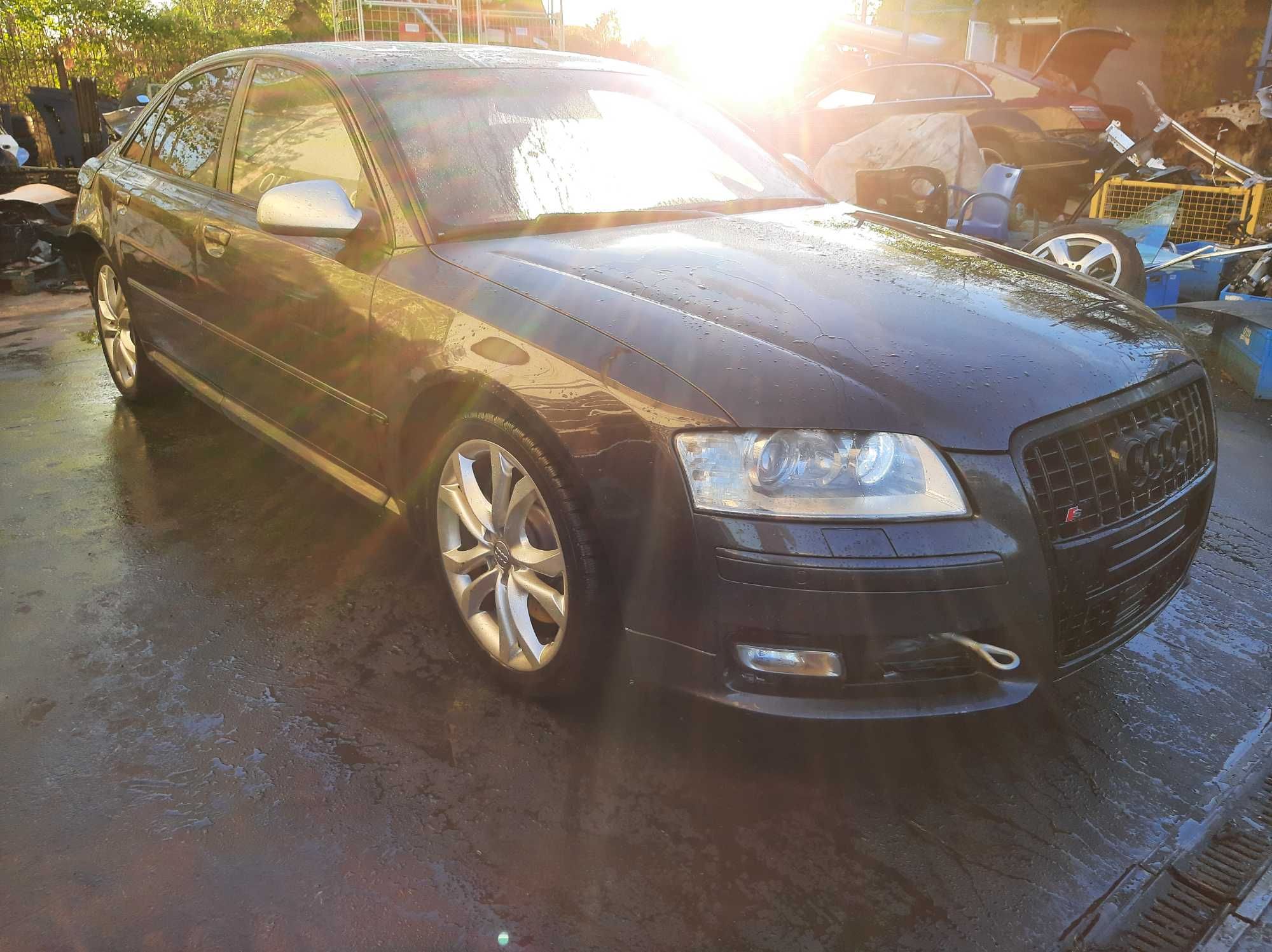 Dezmembrez audi a8 D3 4.2 D facelift/audi a8 d3 facelift/bara fata a8/