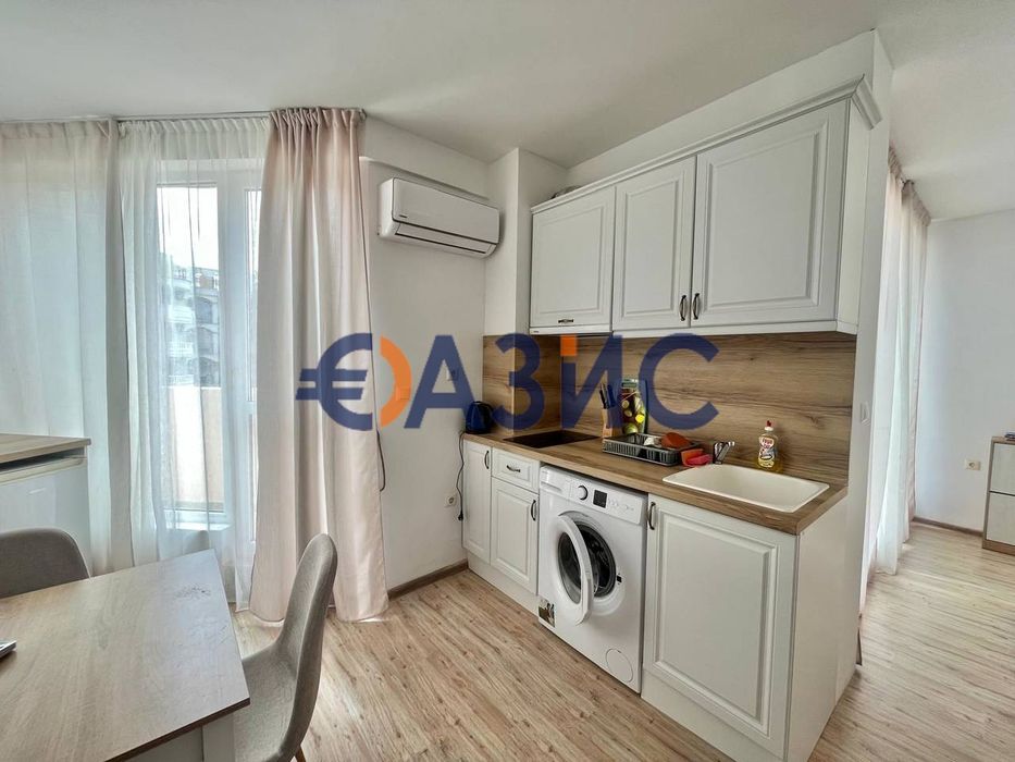Продава се Двустаен апартамент в к.к. Слънчев бряг - 72 кв.м за 875 €/кв.м - Снимка #7