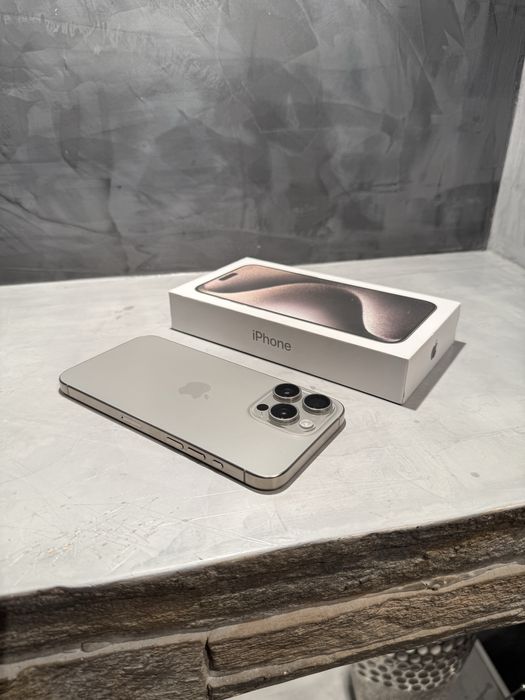 КАТО ЧИСТО НОВ Iphone 15 Pro Max 256 GB Natural