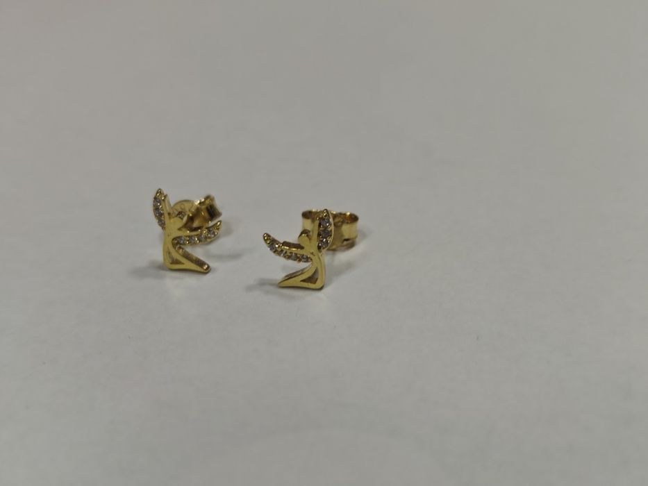 Cercei aur 18k 1.32gr cu șurub (r)