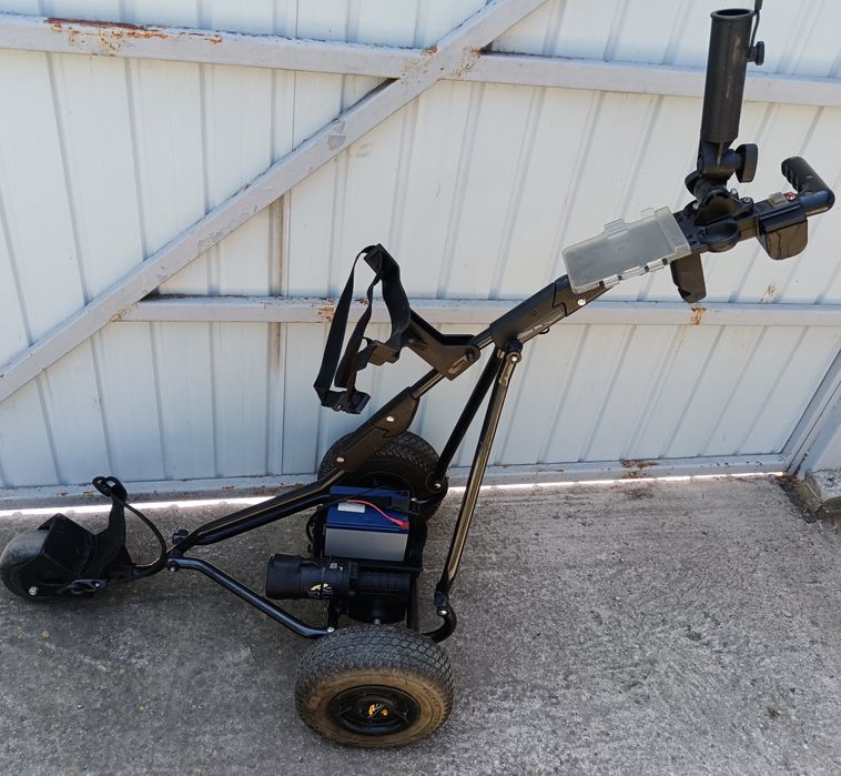 Cărut electric pt golf, pliabil, cu suport pt umbrelă reglabil