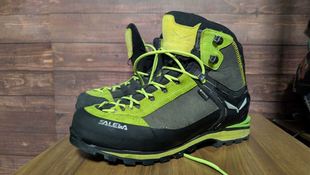 Ghete 42 Incaltaminte de munte Salewa GTX Crow Treking/Drumetie