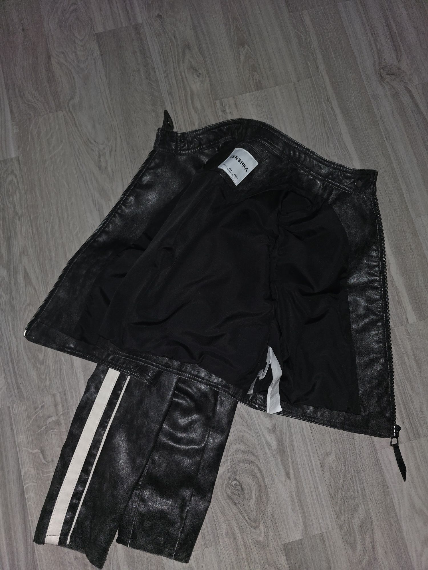 Преходно кожено яке Bershka