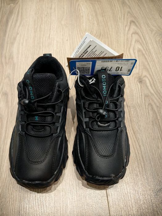 Кроссовки для мальчика новые р-р 34