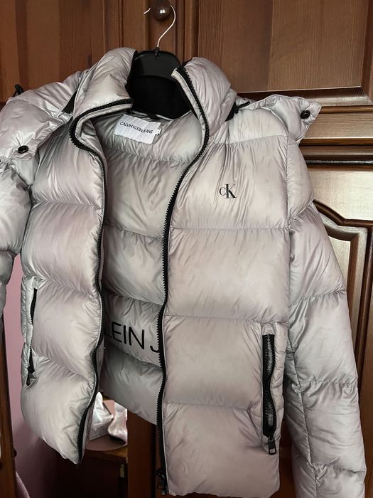 Сиво яке Calvin Klein