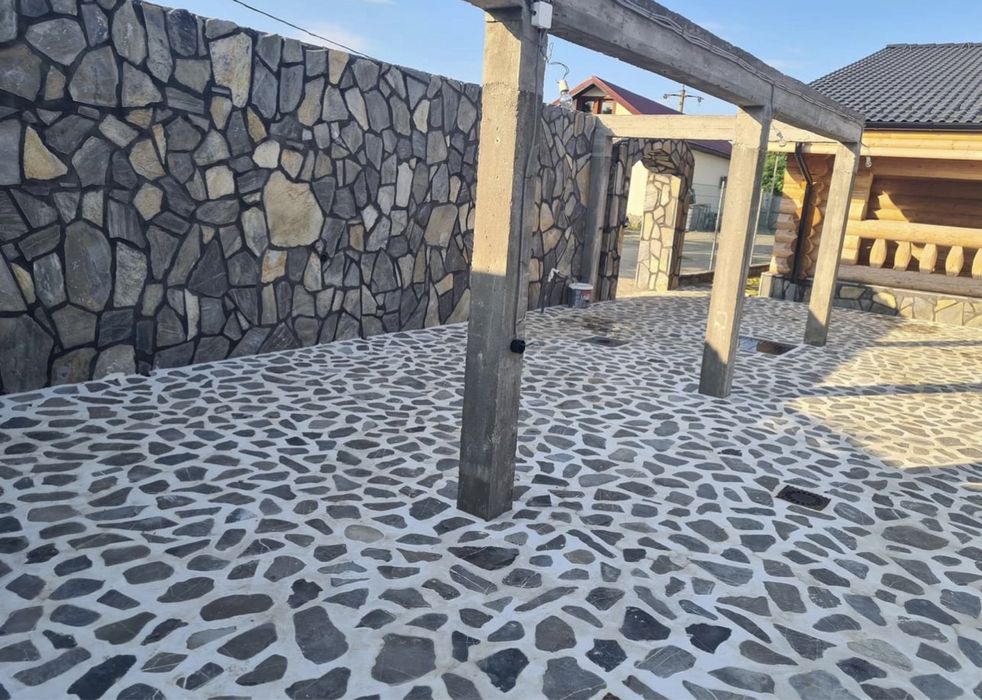 Piatră naturala poligonala