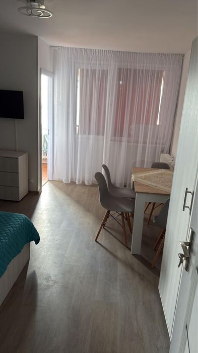 Garsoniera regim hotelier în brazda