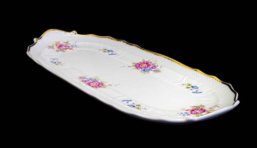 Сервиз за трима от Hollóháza.