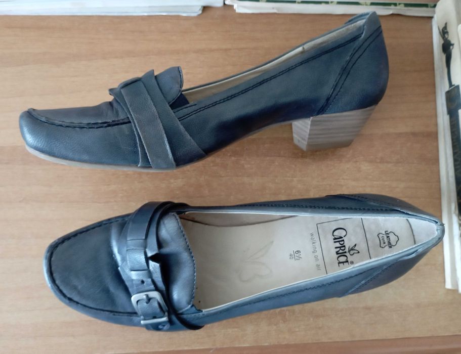 Качествени дамски обувки от естествена кожа, Caprice, стелка 26,5см.