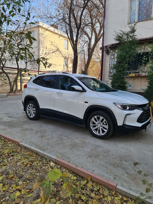 Продаётся машина  TRACKER 2