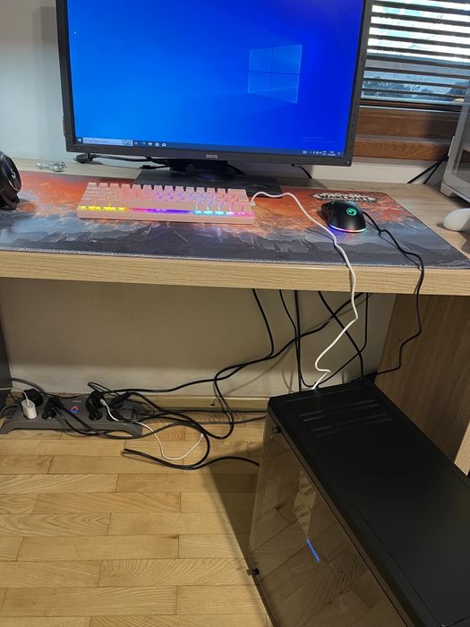 Компютър с RTX 2070 SUPERE и Inter Core i7-9700KF