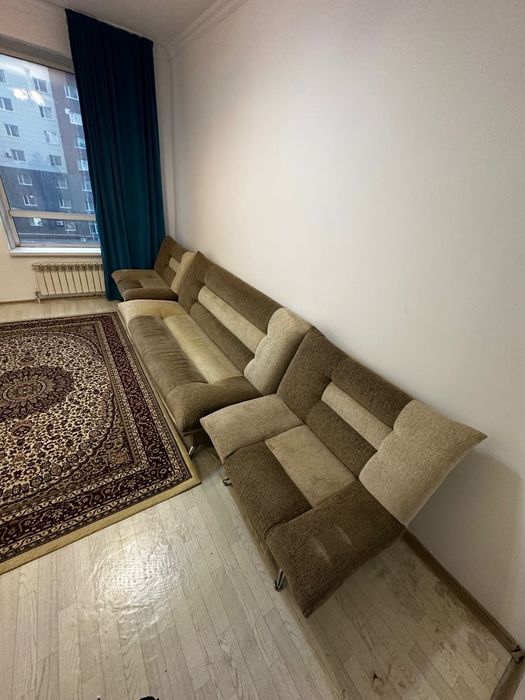 Продам тройку. Диван+два кресла