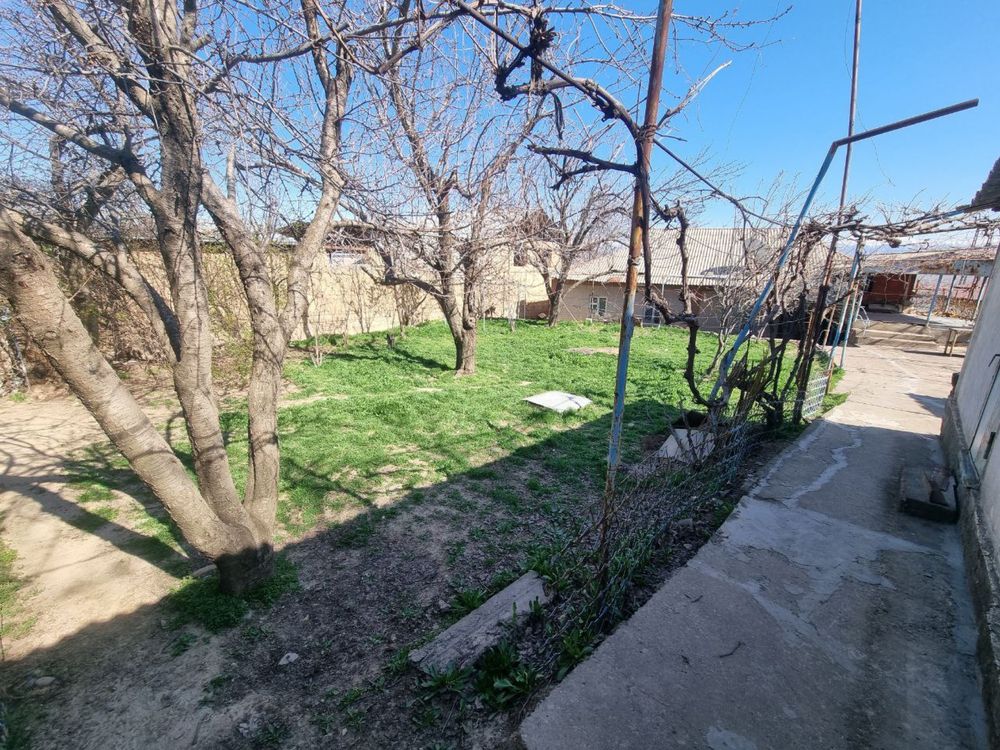 Продаётся участок 5-ть соток