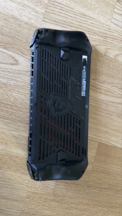 msi Claw A1M ultra 7