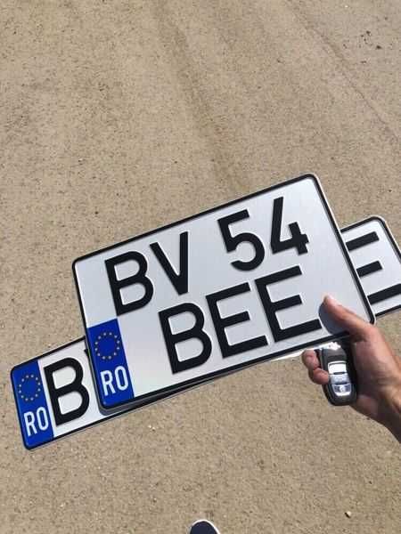 Placute auto numere auto personalizate distanțate sau normale