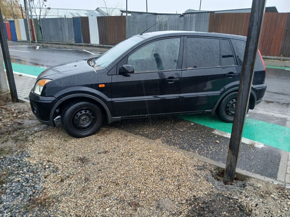 Ford Fusion benzina și Gaz