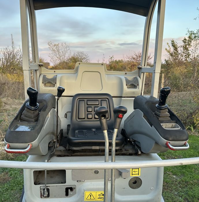 Miniexcavator neuson motor yanmar/2006