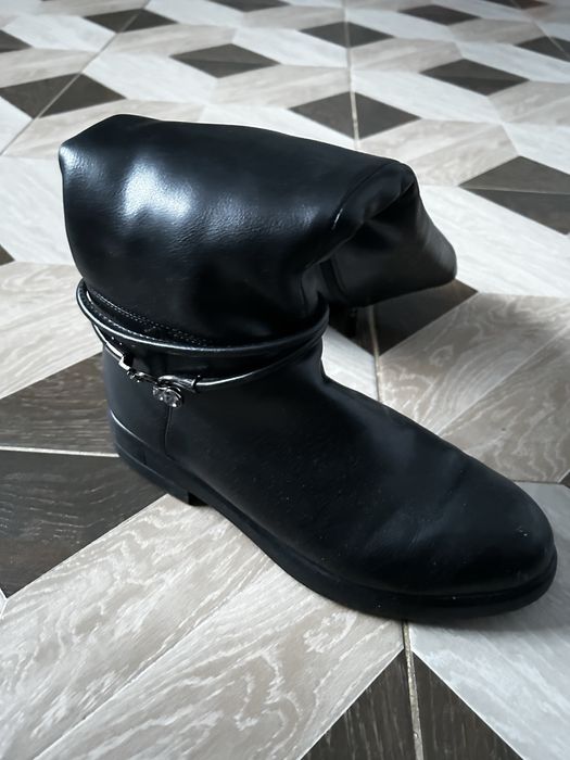 Продаю теплые сапоги