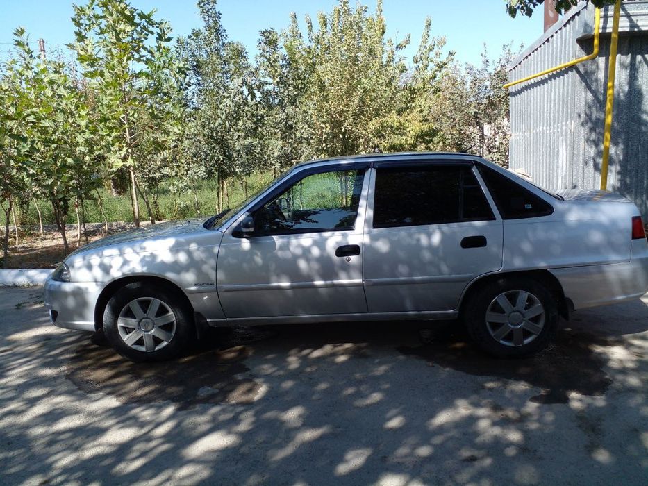 Nexia 2 1.6 sotiladi 2014