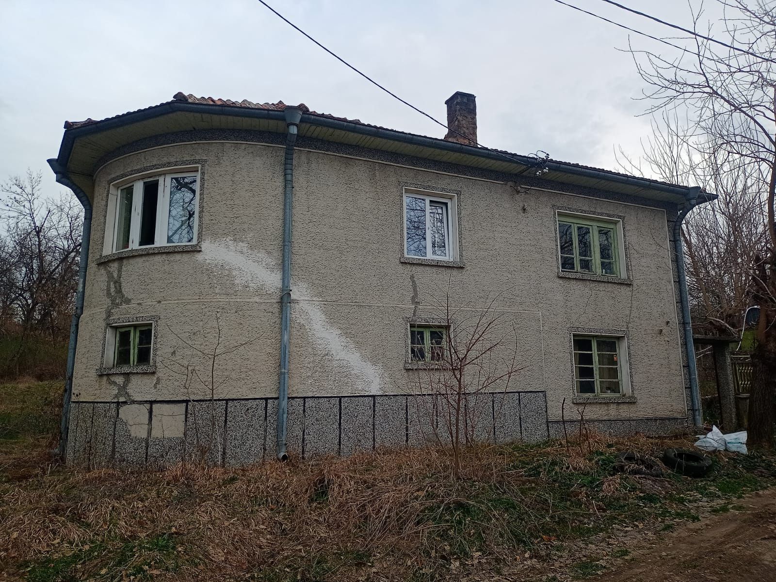 Продавам къща в село Ново Градище област Велико Търново