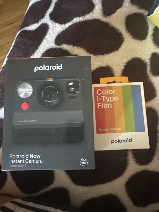 Polaroid now gen 2 + film color