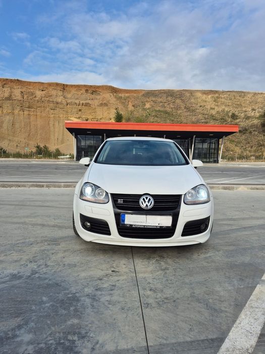 Vând Golf 5 GT Sport