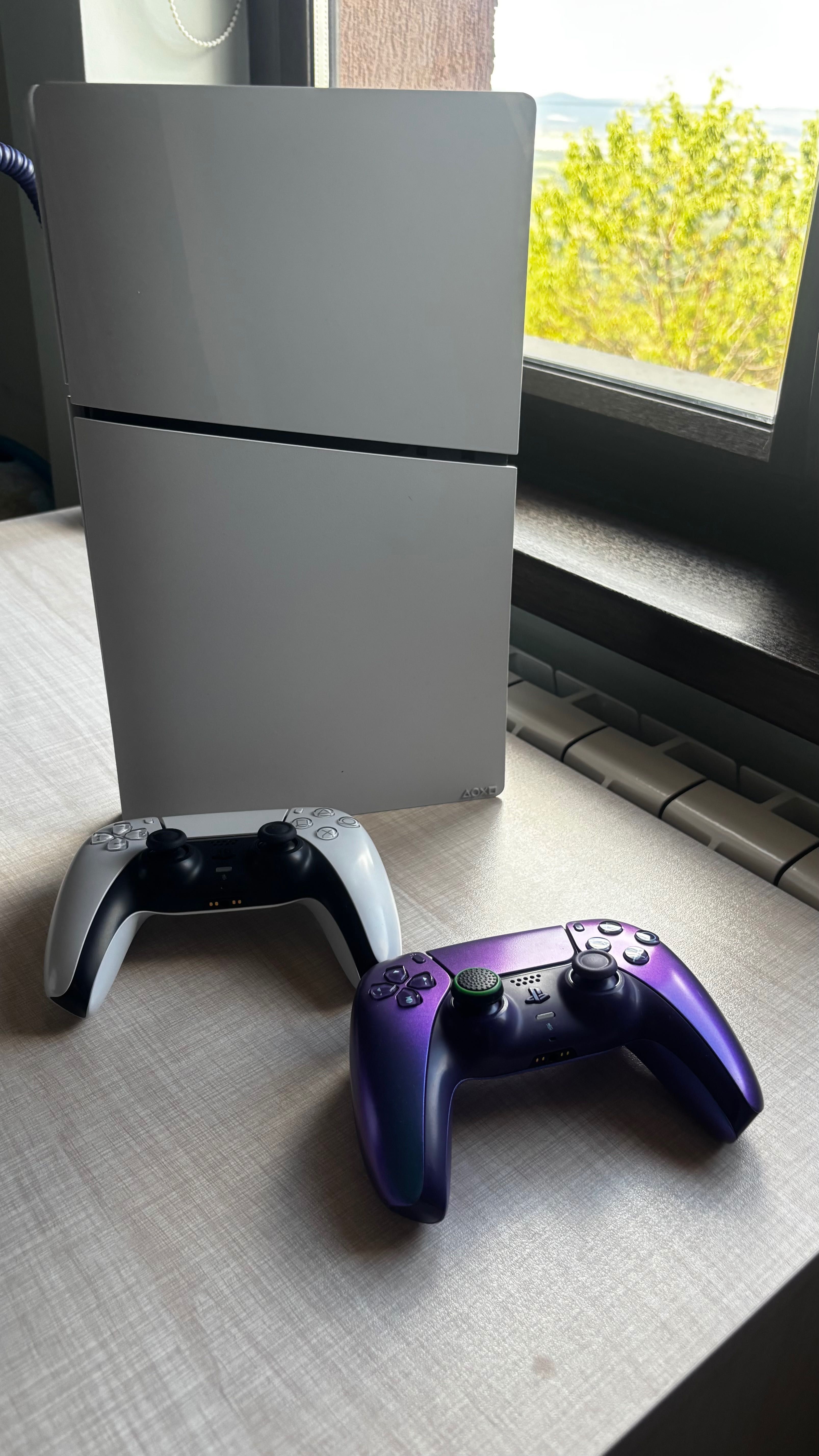 Play Station 5 + 2 джойстика