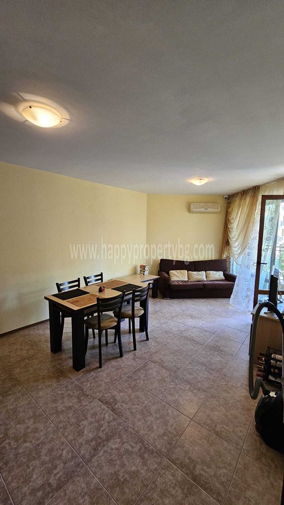 Продава се Двустаен апартамент в к.к. Слънчев бряг - 72 кв.м за 931 €/кв.м - Снимка #2