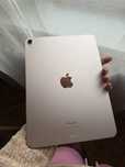 Tableta roz Ipad air gen 5 64gb