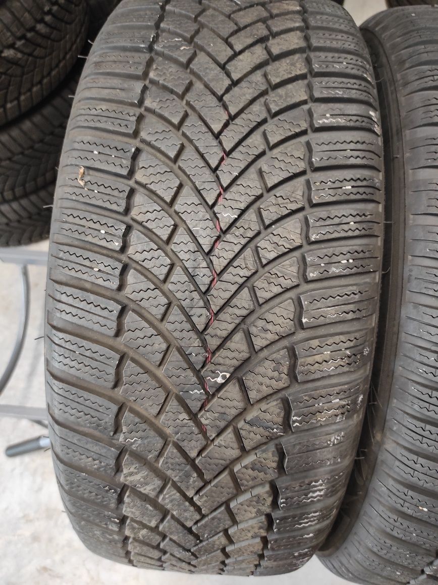 235/45/19 Bridgestone