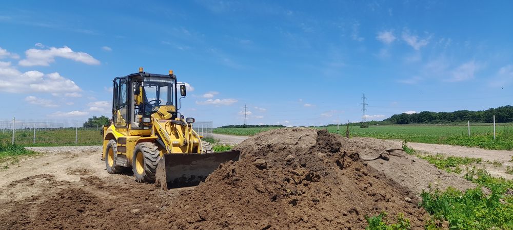 Buldoexcavator  4x4 de vanzare