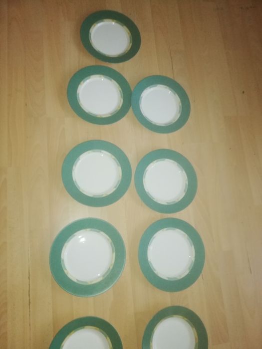 farfurii noi 13 bucăți 80lei