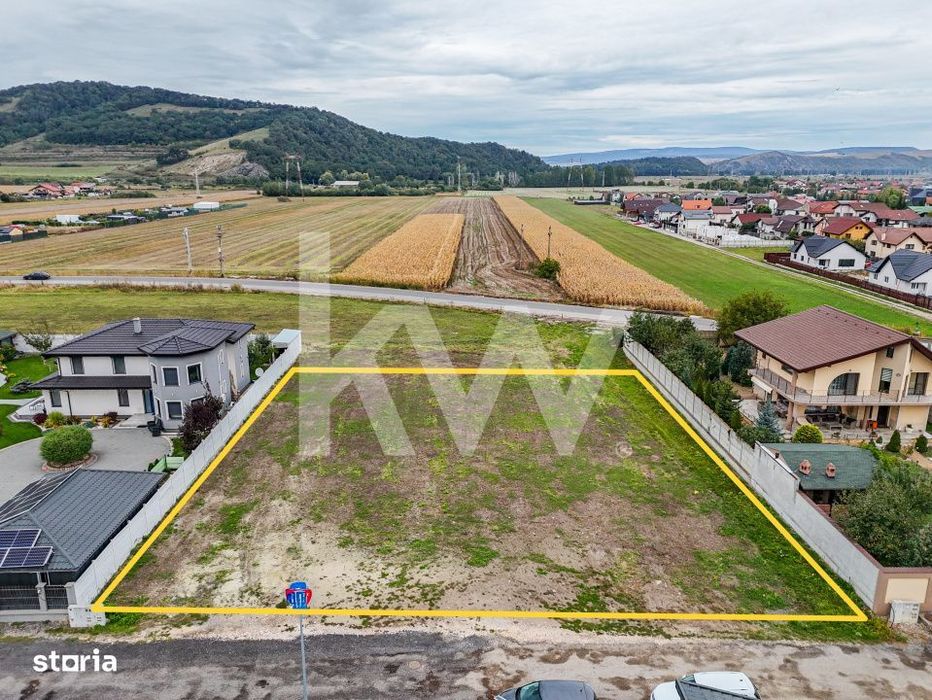 Teren de vanzare, 1.649 mp, cu utilitati, zona rezidentiala Harman, Co