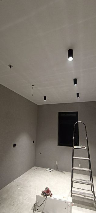 Натяжные потолки