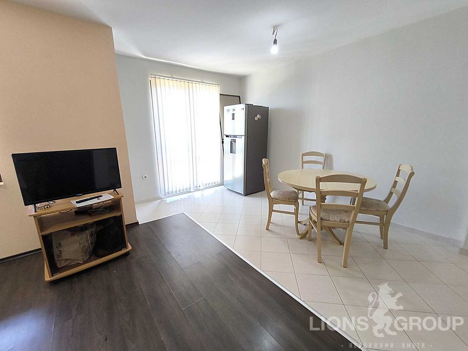 Дава се под наем Тристаен апартамент в Варна, м-т Траката - 98 кв.м за 129990 € - Снимка #3